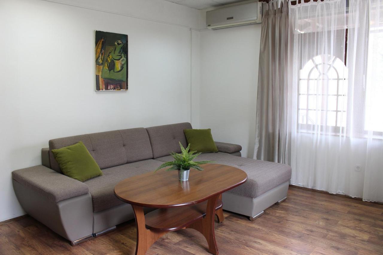 Apartment West Capital - Free Private Parking