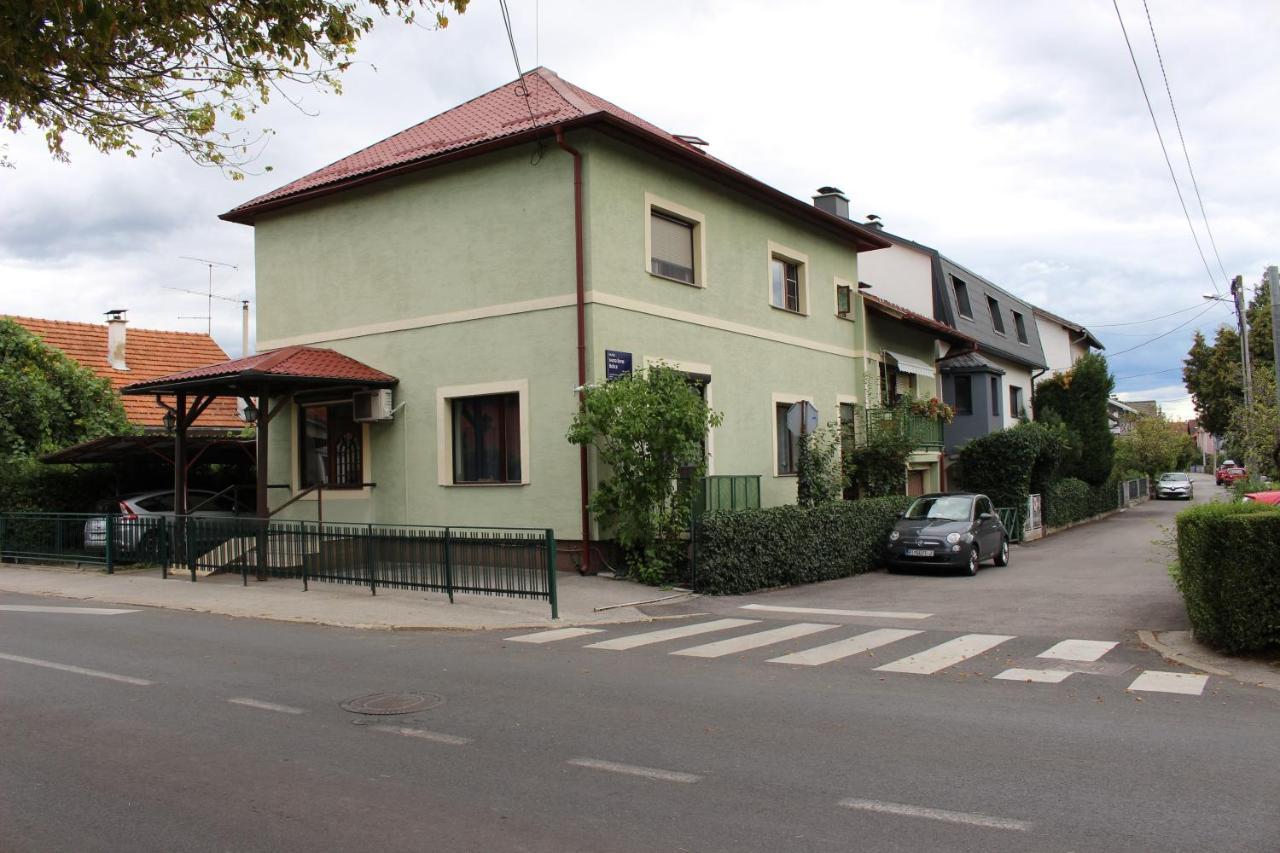Apartment West Capital - Free Private Parking