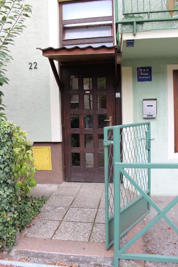 West Capital - Free Private Parking *